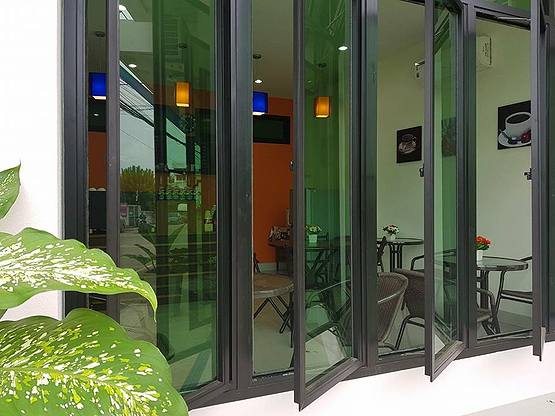 Condo — photo 2