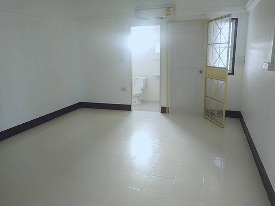 Condo · chon_buri — photo 3