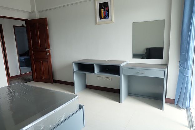 Condo — photo 3