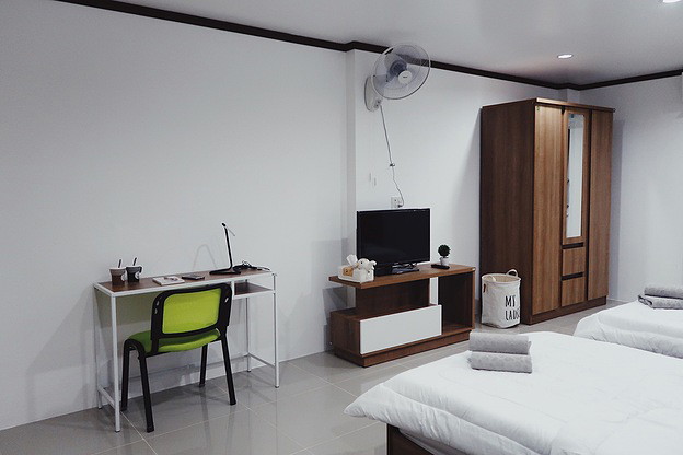 Condo — photo 5