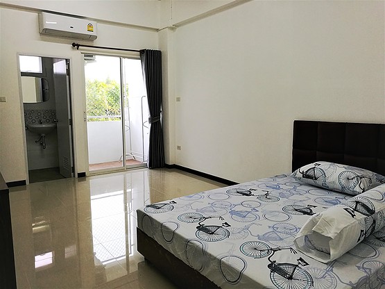 Condo · Bang Khun Thian, bangkok — photo 5