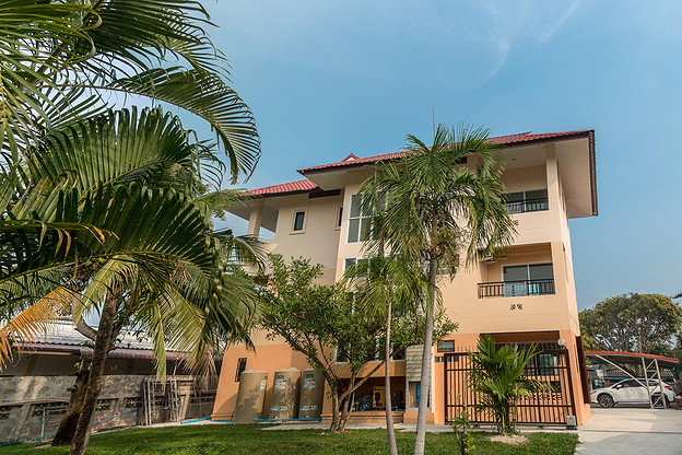 Condo — photo 5