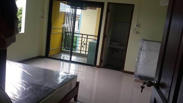 Condo — photo 3
