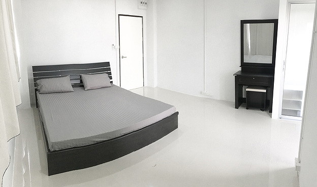 Condo · Khlong San, bangkok — photo 2