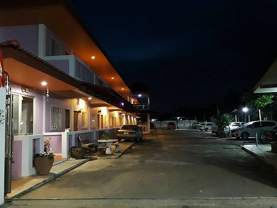 Condo — photo 2