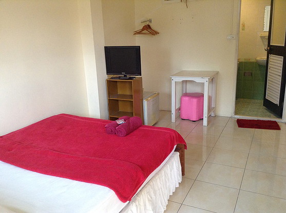 Condo — photo 1