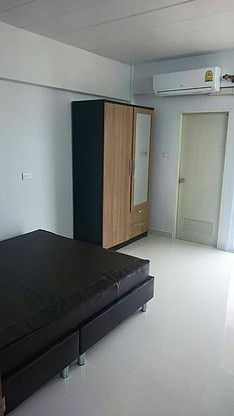 Condo — photo 5