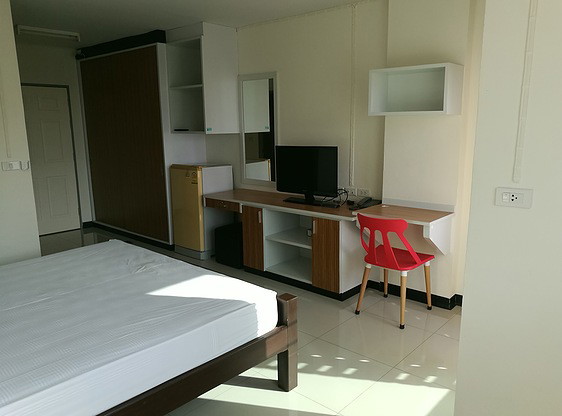 Condo — photo 3