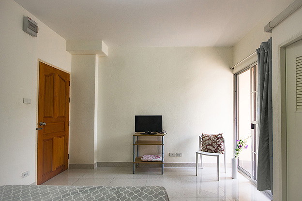 Condo · Wang Thonglang, bangkok — photo 4