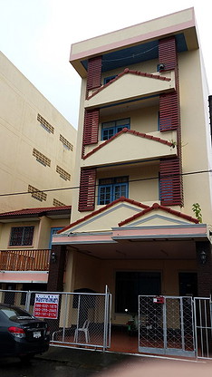 Condo — photo 1