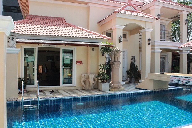 Condo · Mueang Chon Buri, chon_buri — photo 5