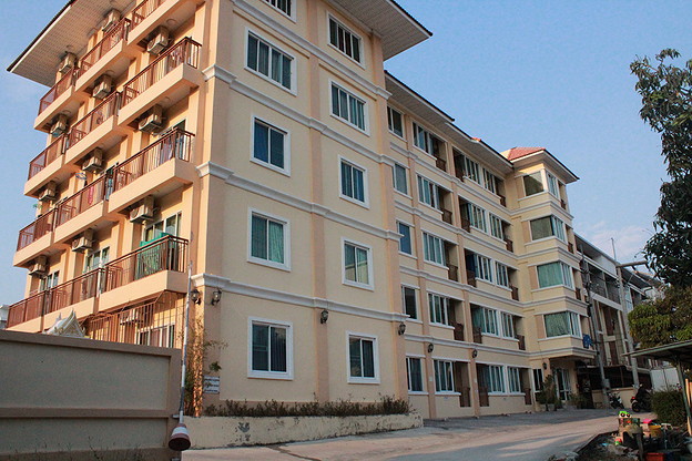 Condo · Mueang Chon Buri, chon_buri — photo 3