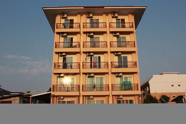 Condo · Mueang Chon Buri, chon_buri — photo 4
