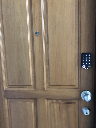 Fullhouse Apartment — photo 1