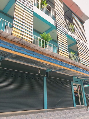 Condo — photo 2