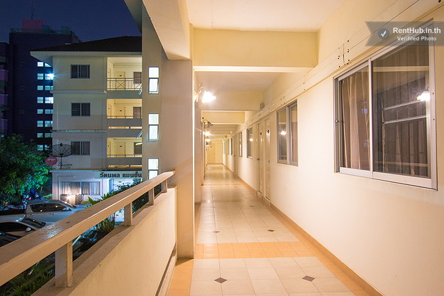 Condo · Mueang Chon Buri, chon_buri — photo 2