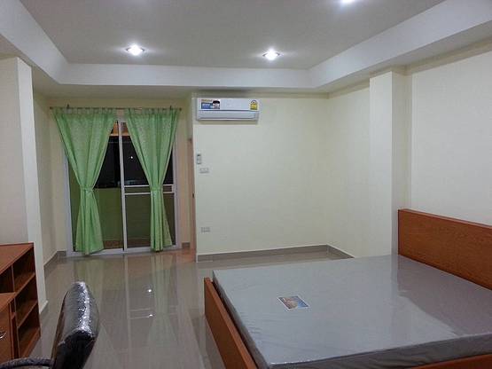 Condo — photo 3