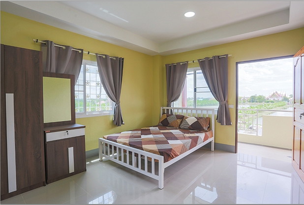 Condo · Bang Phli — photo 1