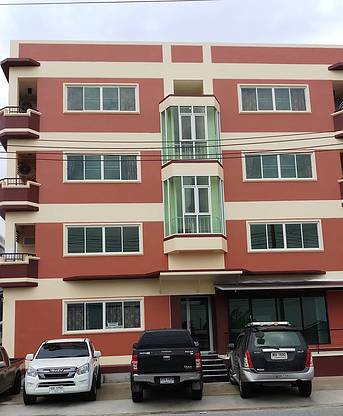Condo — photo 1
