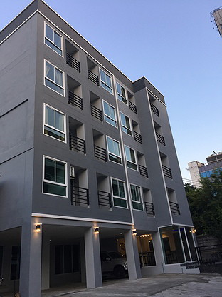 Condo · bangkok — photo 1