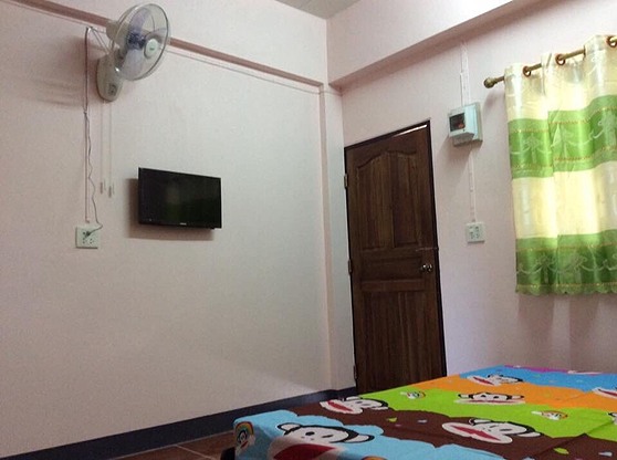 Condo — photo 2