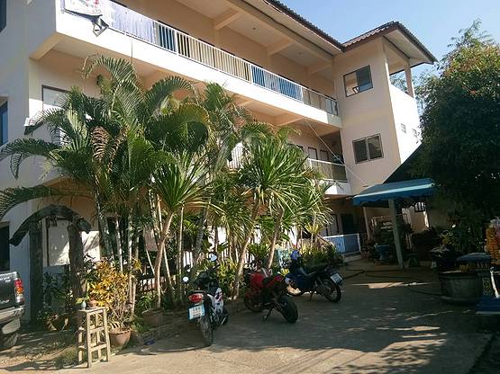 Condo — photo 1