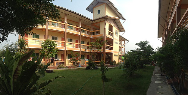 Condo · chon_buri — photo 1