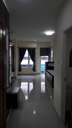 Condo — photo 2