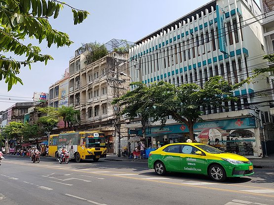 Condo · Thon Buri, bangkok — photo 2