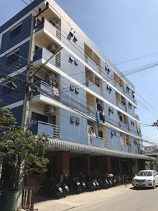 Condo — photo 2
