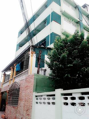 Condo · Bangkok Noi, bangkok — photo 1