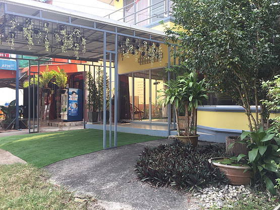 Condo — photo 2