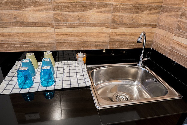 V Place Apartment — photo 4