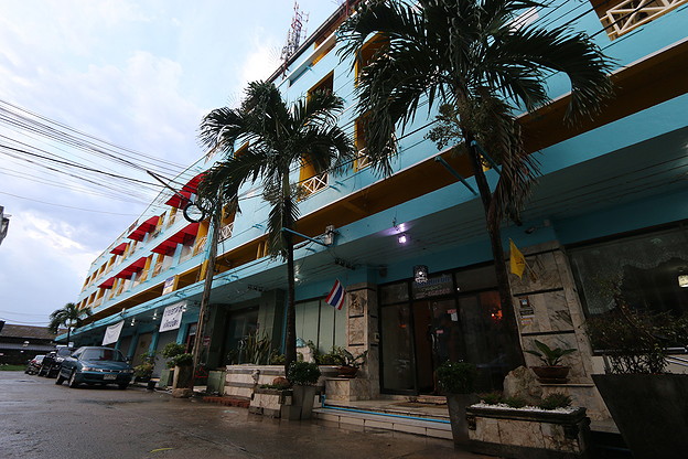 Condo — photo 2