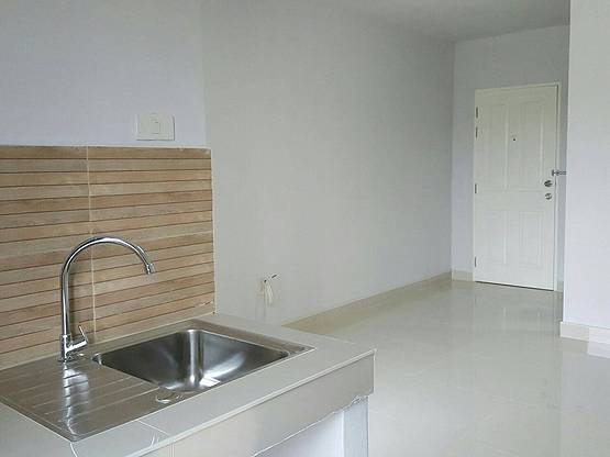 Condo · Bang Phli — photo 3