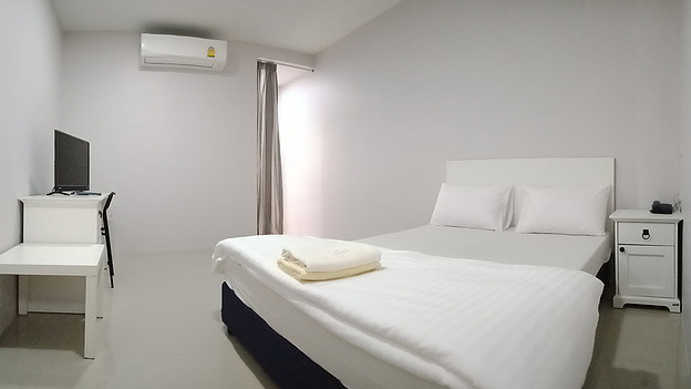 Condo · bangkok — photo 4