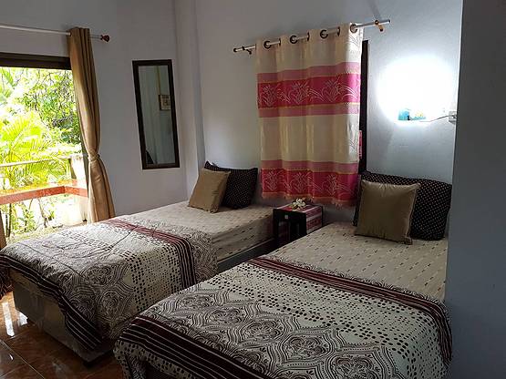 Condo — photo 1