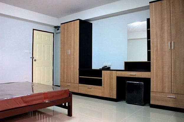 Condo · Wang Thonglang, bangkok — photo 5