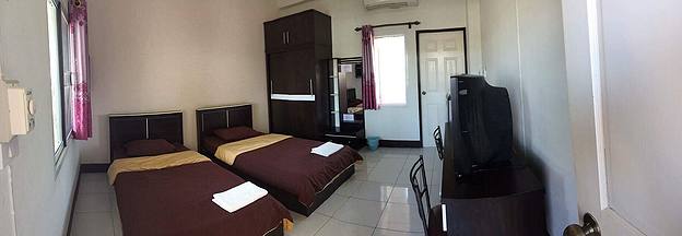 Condo — photo 2