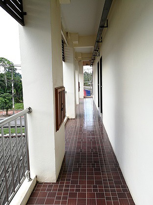 Condo — photo 2