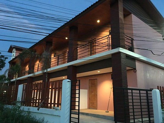 Condo — photo 2