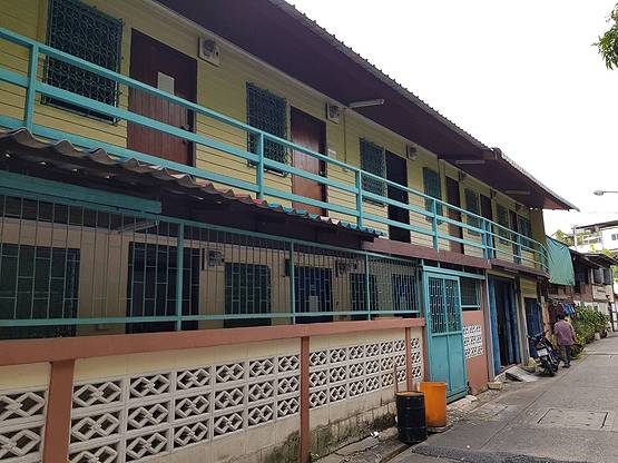 Condo · Thon Buri, bangkok — photo 1