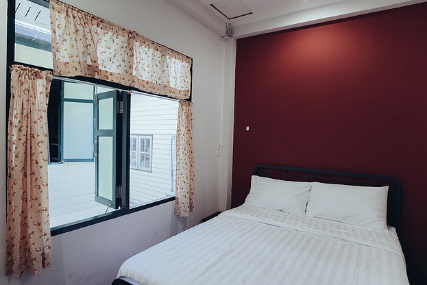 Condo · Pom Prap Sattru Phai, bangkok — photo 3