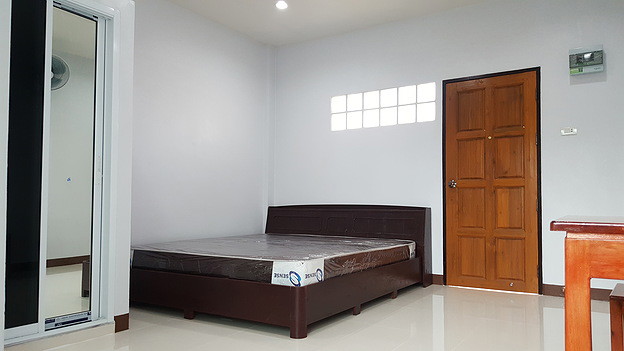 Condo — photo 3