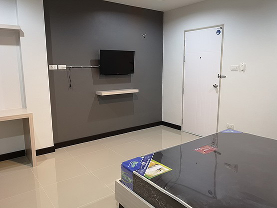 Condo — photo 2