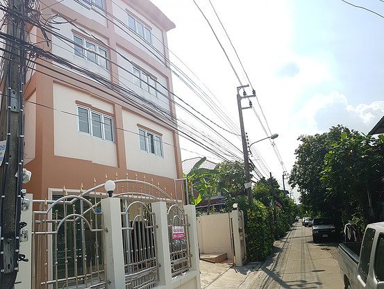 Condo · Suan Luang, bangkok — photo 5