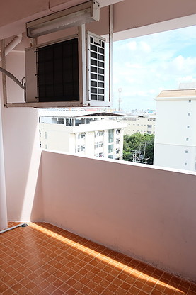 Condo · Bang Kapi, bangkok — photo 4