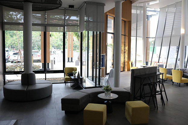 Condo — photo 2
