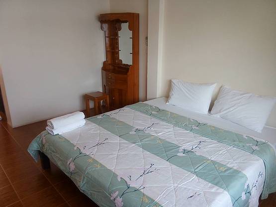Condo — photo 2