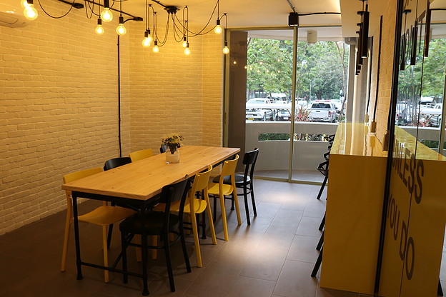 Condo — photo 3